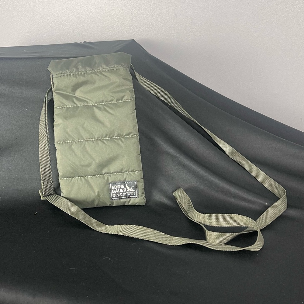 Eddie Bauer Pouch